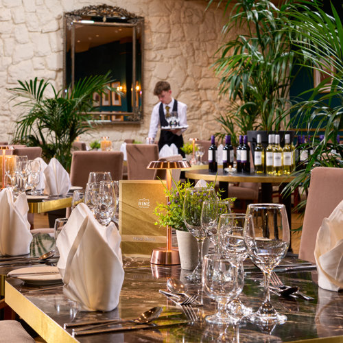 White Horn Restaurant