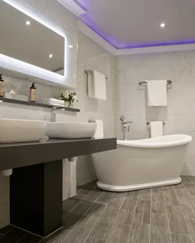 Suite Bathroom Full Res