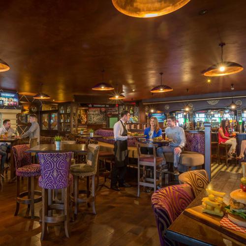 The Rine Hotel bar and lounge in Clare