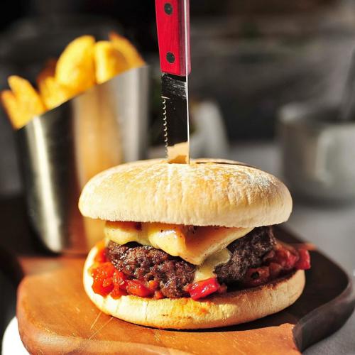 Shannigans Burger